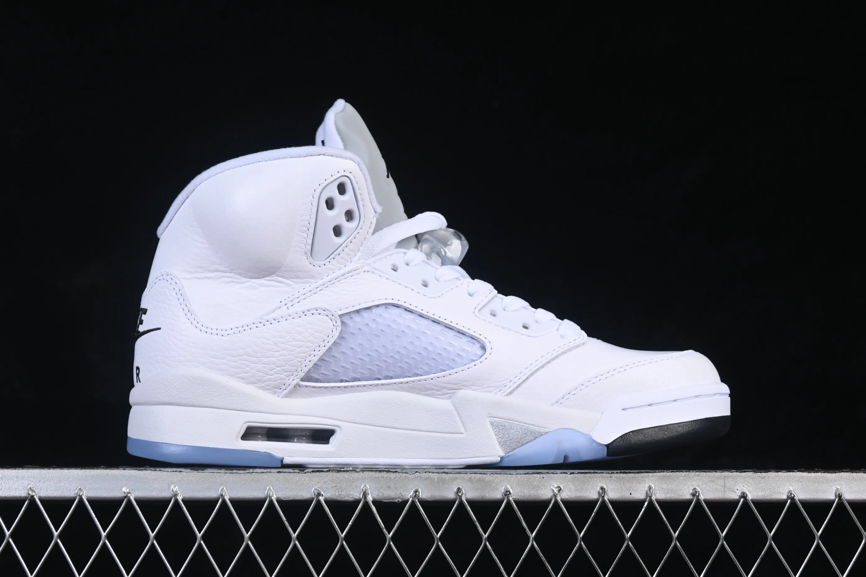 All categories Air Jordan Jordan series basketball shoes Air Jordan 5 OG version Air Jordan 5 Retro "White Metallic" AJ5 Joe 5 Silver HQ7978-103